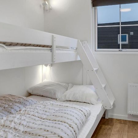 Amazing Apartment In Vaeggerlose With Kitchenette Bøtø By Kültér fotó