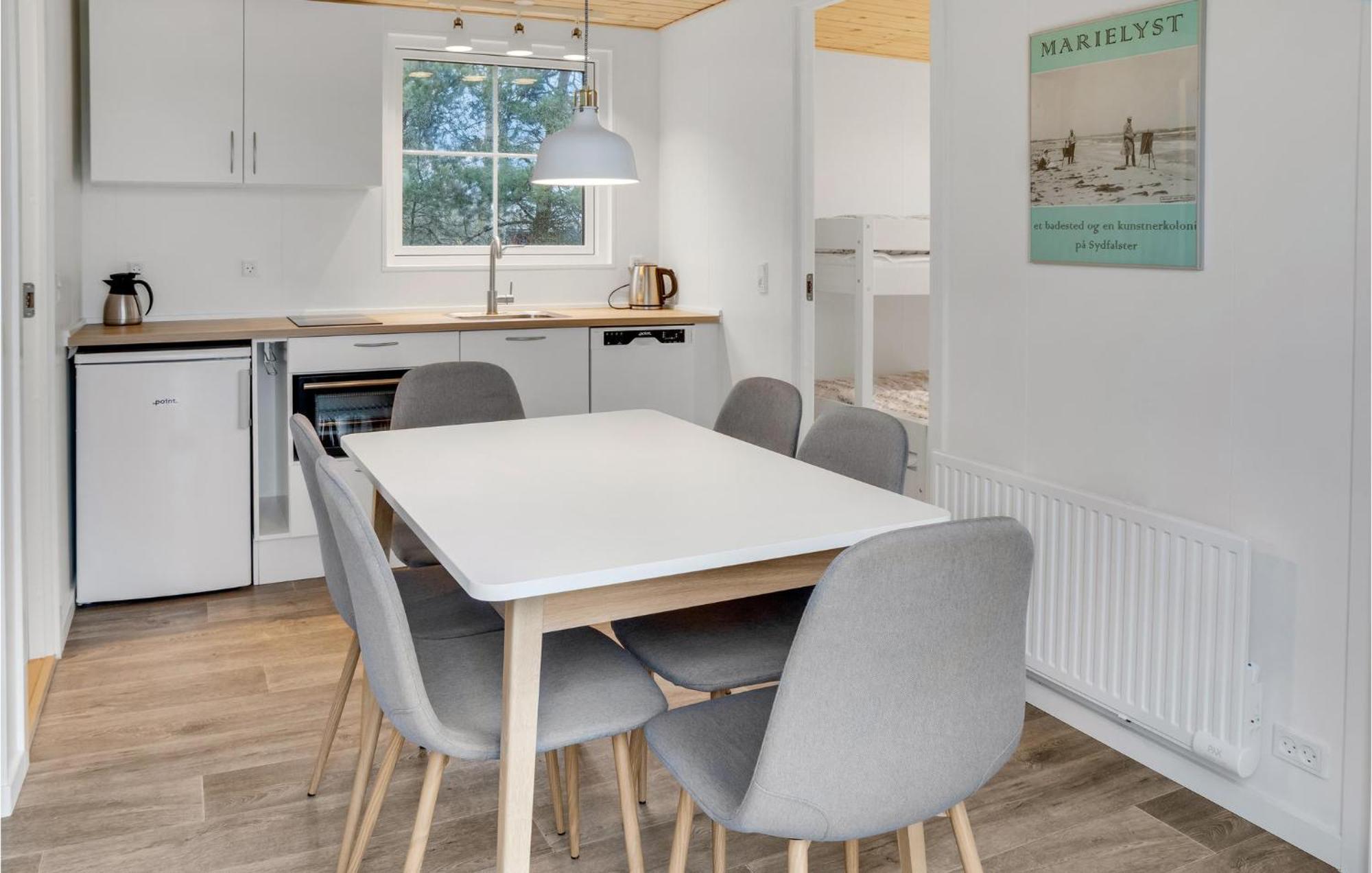 Amazing Apartment In Vaeggerlose With Kitchenette Bøtø By Kültér fotó